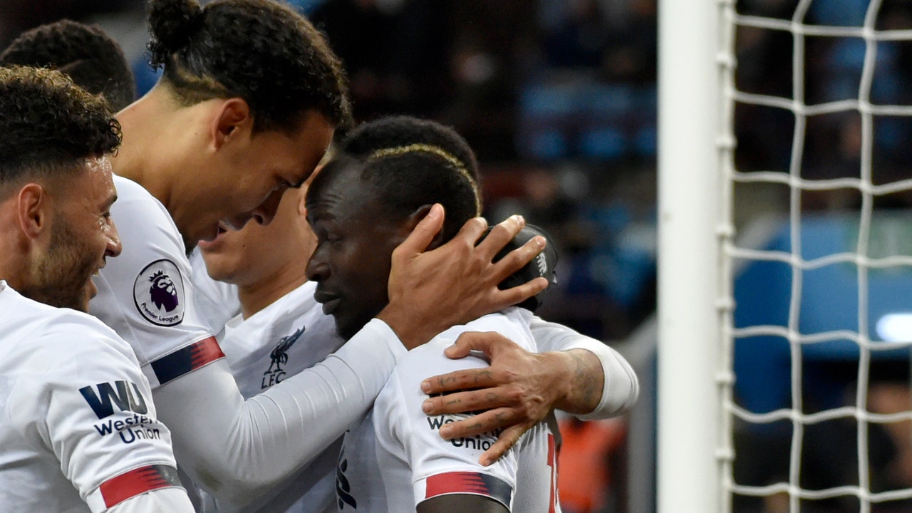 EPL title contenders Liverpool and City leave it late to win